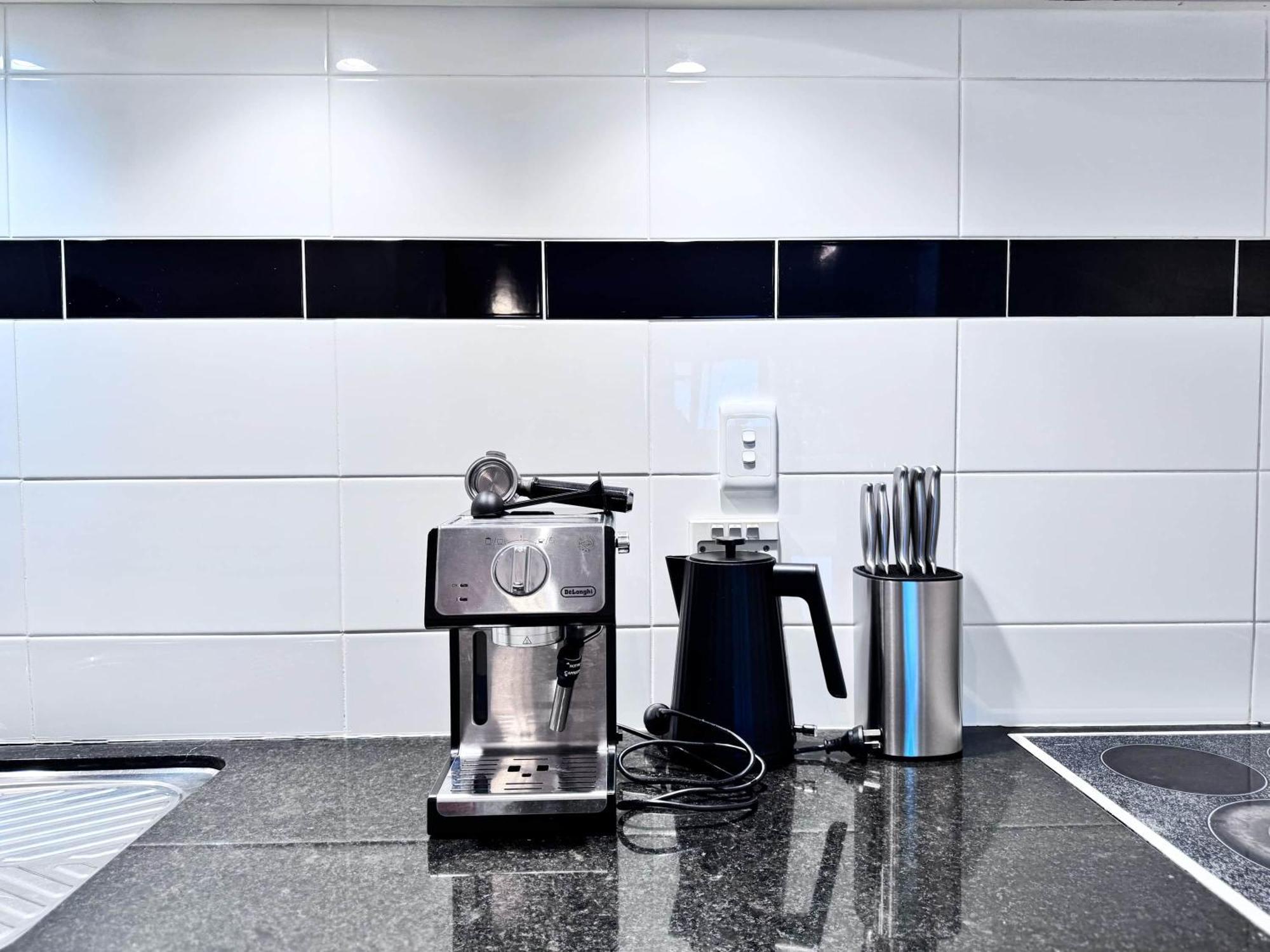 Apartment Prime Cbd 2br Near & Shopping