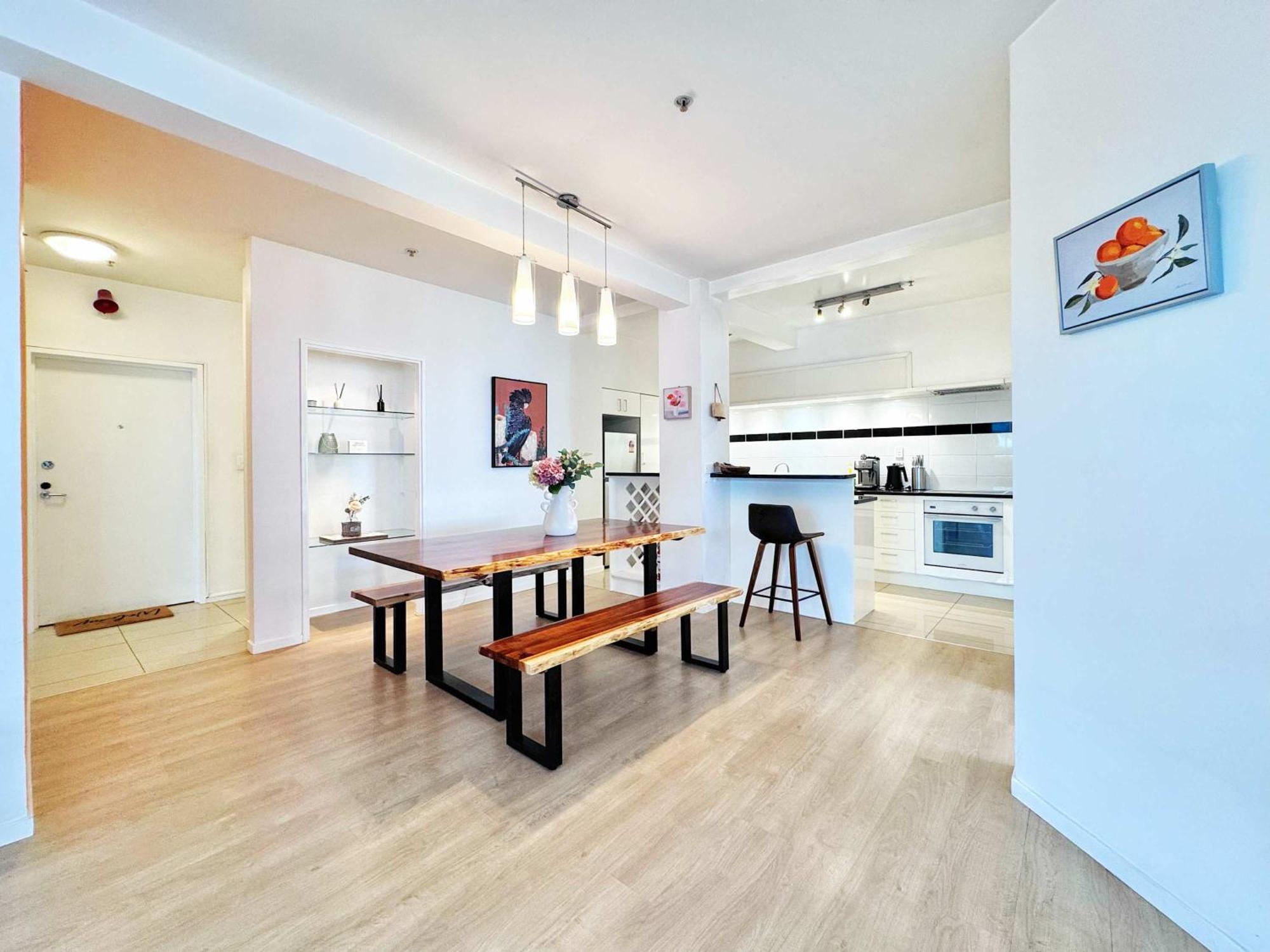 Prime Cbd 2br Near & Shopping * Auckland