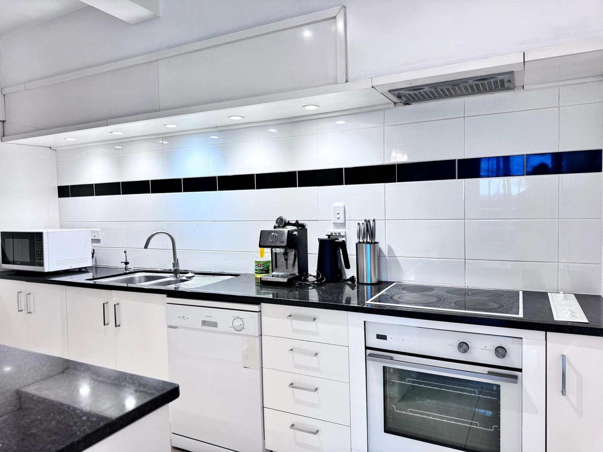 Prime Cbd 2br Near & Shopping Auckland